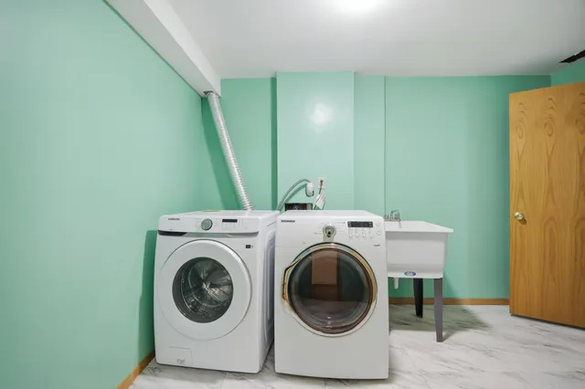 $385,000 | 2305 13th Street Southwest, Austin, MN 55912