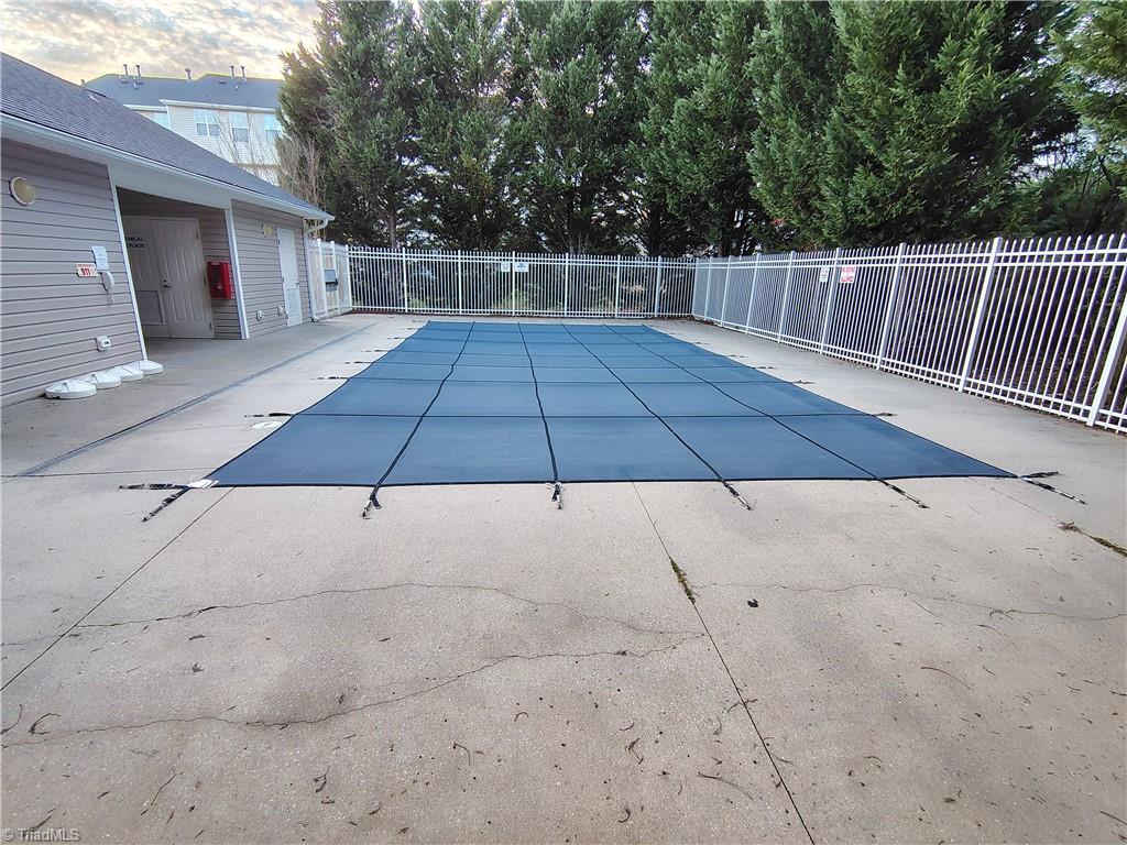 4134 Tarrant Trace Circle High Point, NC 27265 - Photo 21 of 23 Swimming Pool