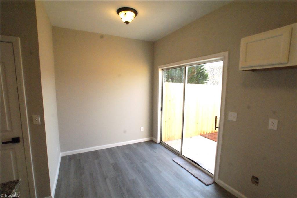 4134 Tarrant Trace Circle High Point, NC 27265 - Photo 6 of 23 Breakfast room