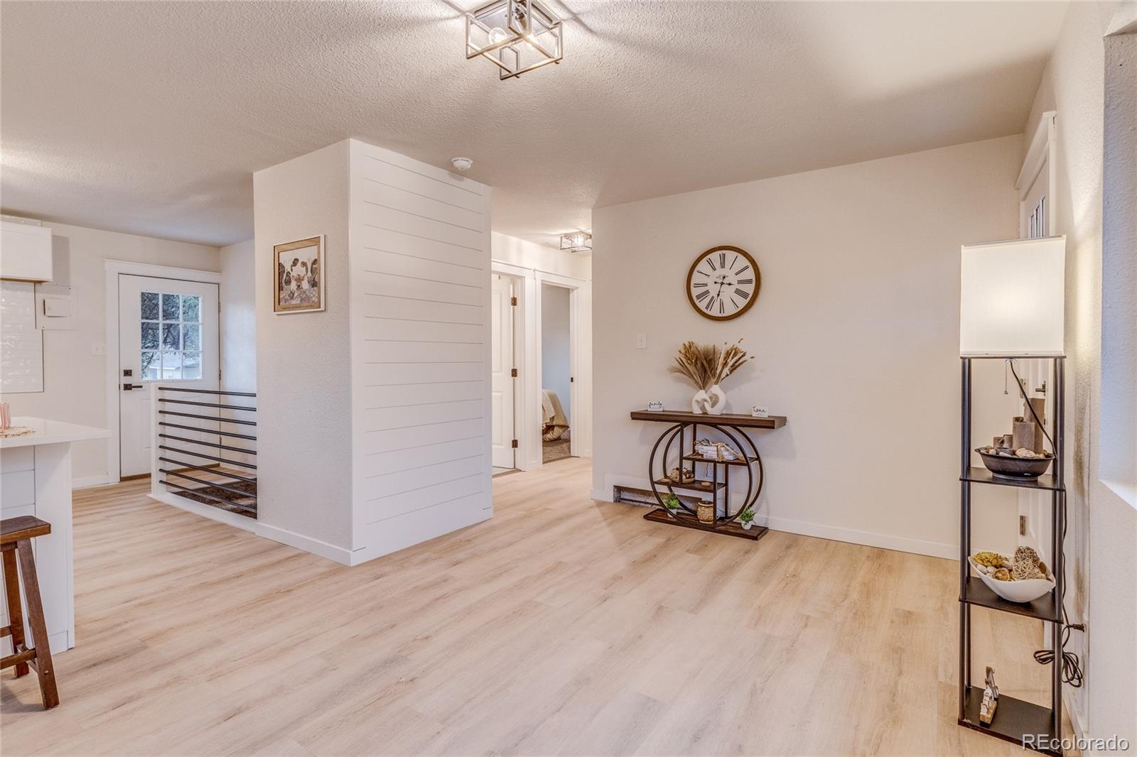 2527 Launcelot Court Colorado Springs, CO 80904 - Photo 3 of 40