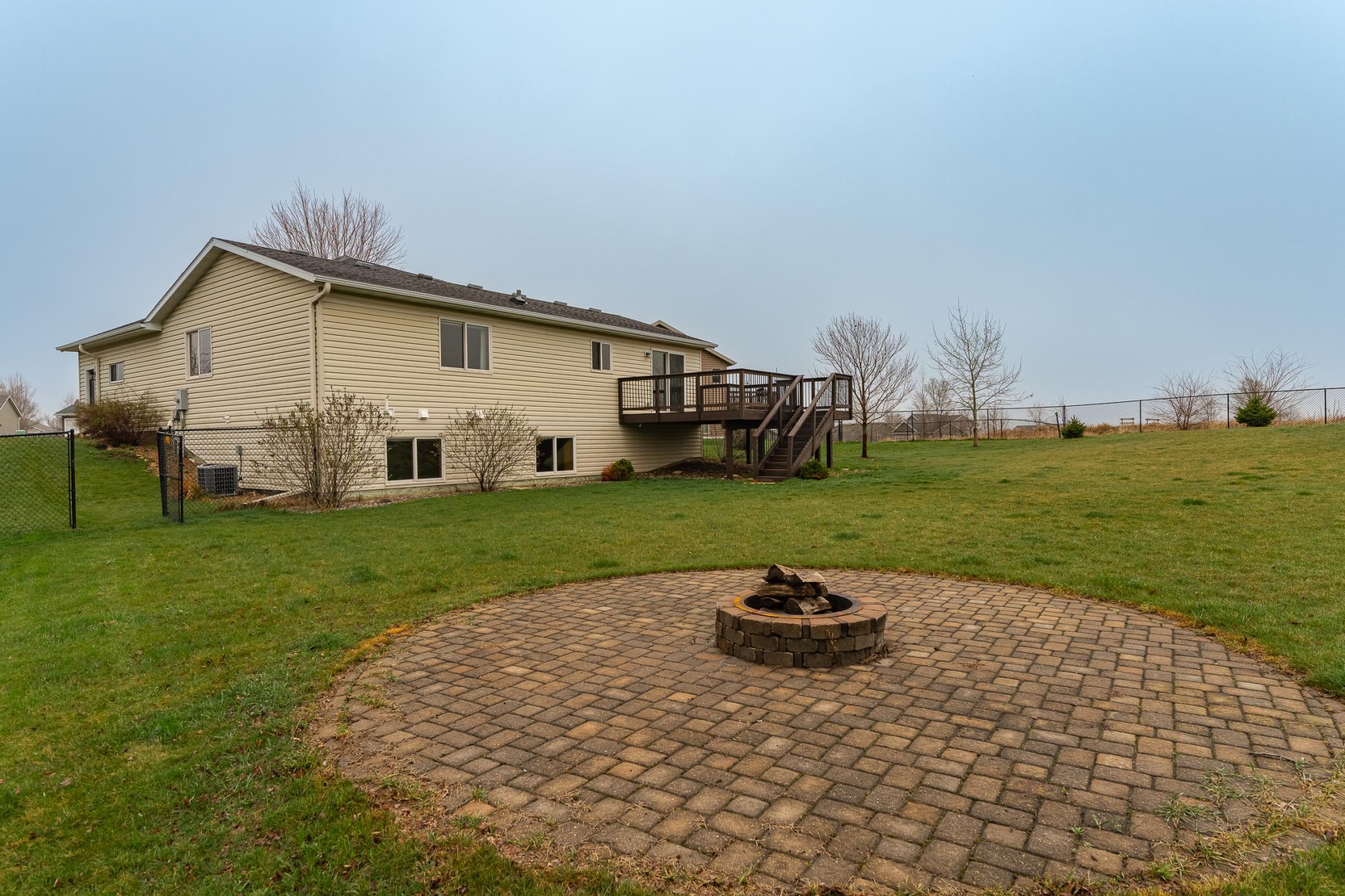 3145 Tamarack Lane Southeast Rochester, MN 55904 - Photo 3 of 34