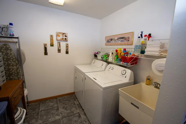 $400,000 | 14420 Cottage Grove Drive, Baxter, MN 56425