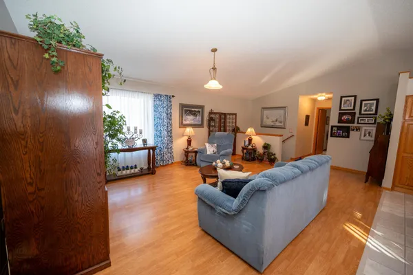 $397,500 | 14420 Cottage Grove Drive, Baxter, MN 56425