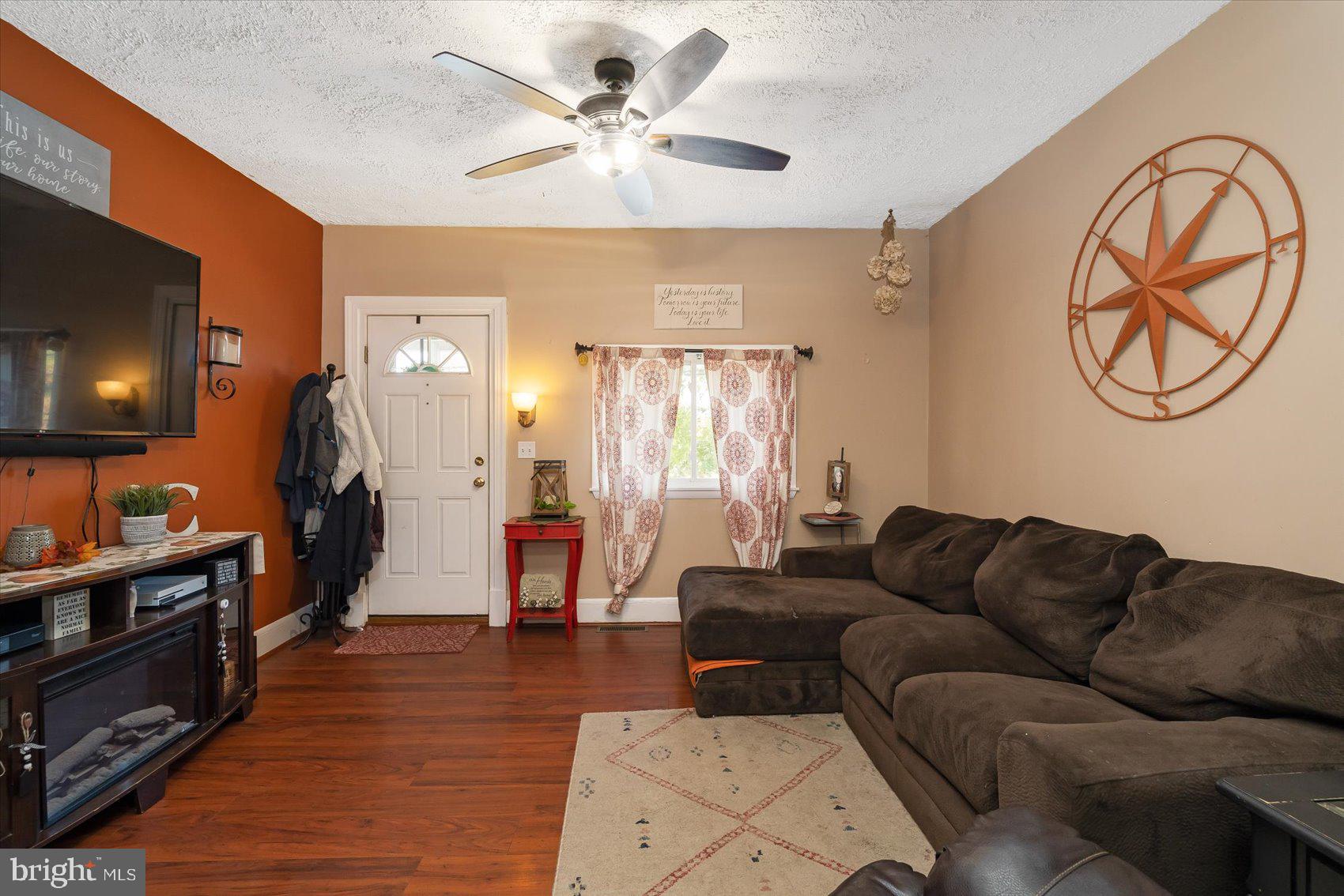 7809 Oakleigh Road Baltimore, MD 21234 - Photo 8 of 39