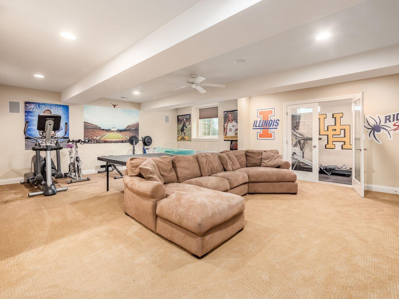 2079 Guilford Road Columbus, OH 43221 - Photo 57 of 81 Rec 2