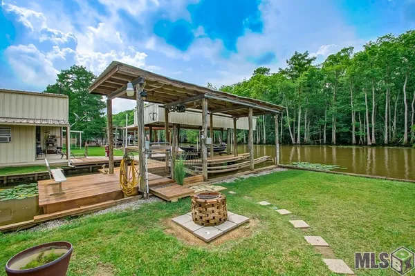 $194,900 | 23082 Chene Blanc Lane, Maurepas, LA 70449