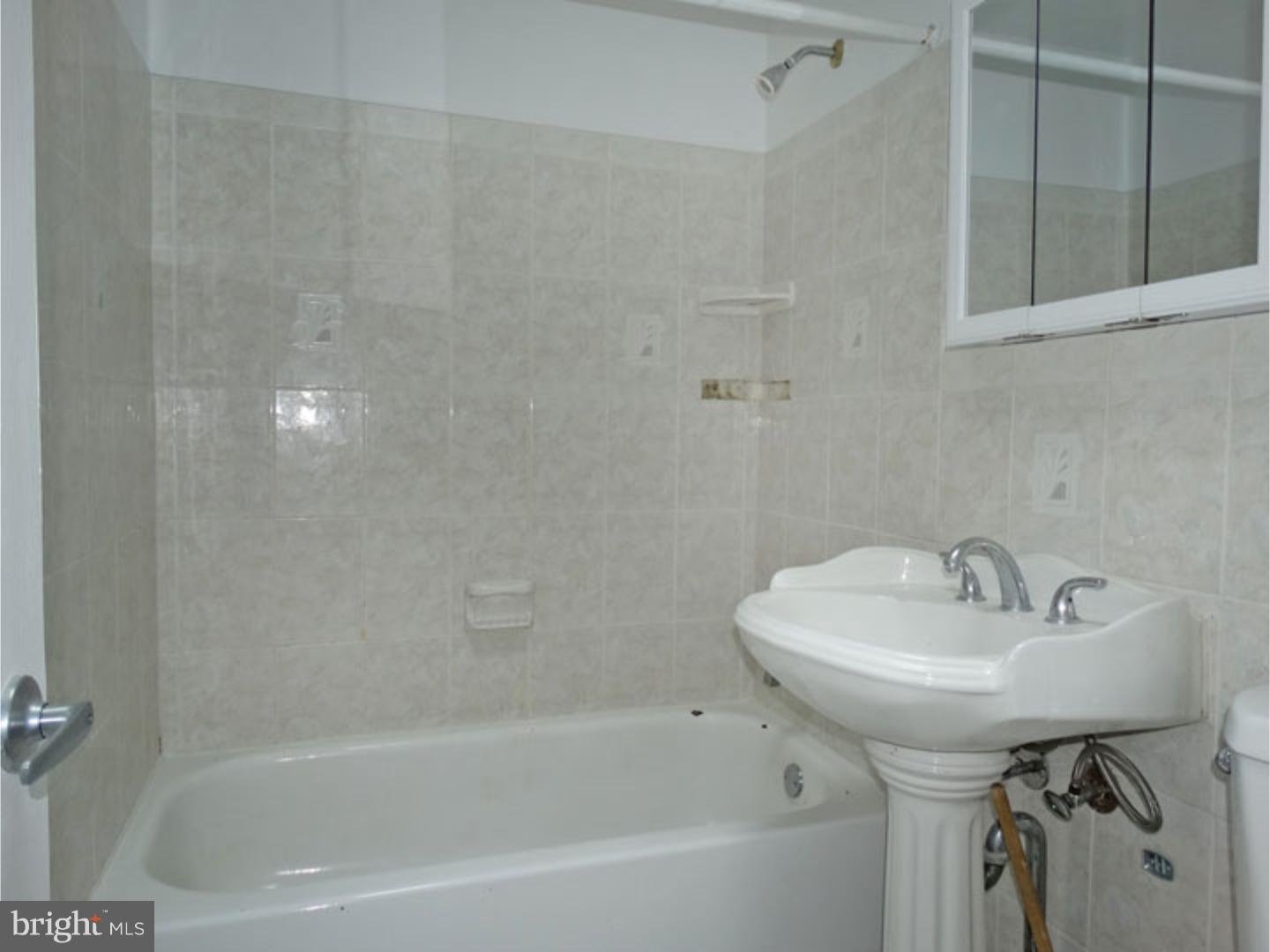 3237 Birch Road Philadelphia, PA 19154 - Photo 15 of 18