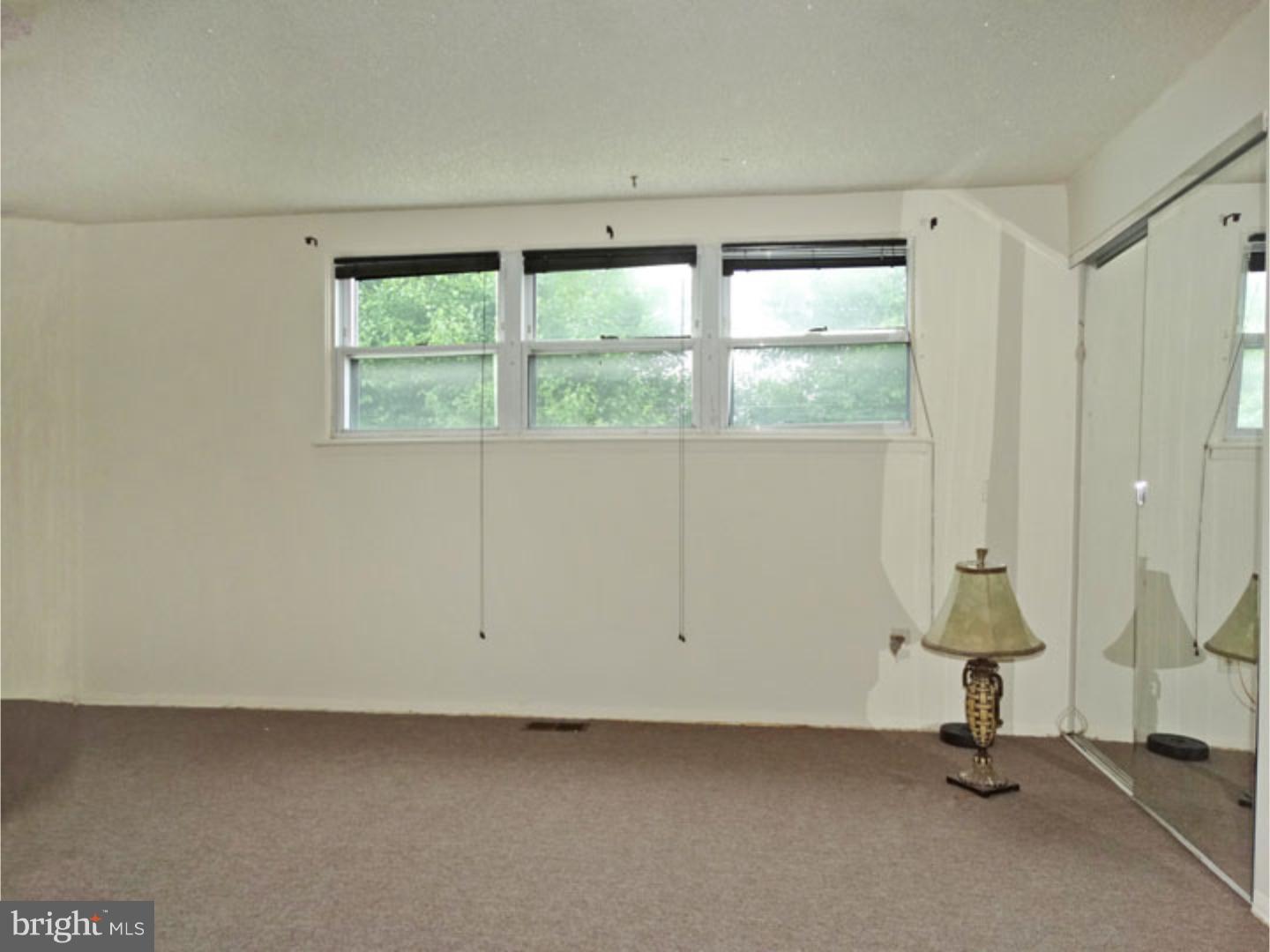 3237 Birch Road Philadelphia, PA 19154 - Photo 8 of 18