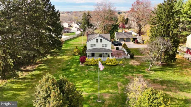 $419,900 | 2709 Sunset Lane, York, PA 17408