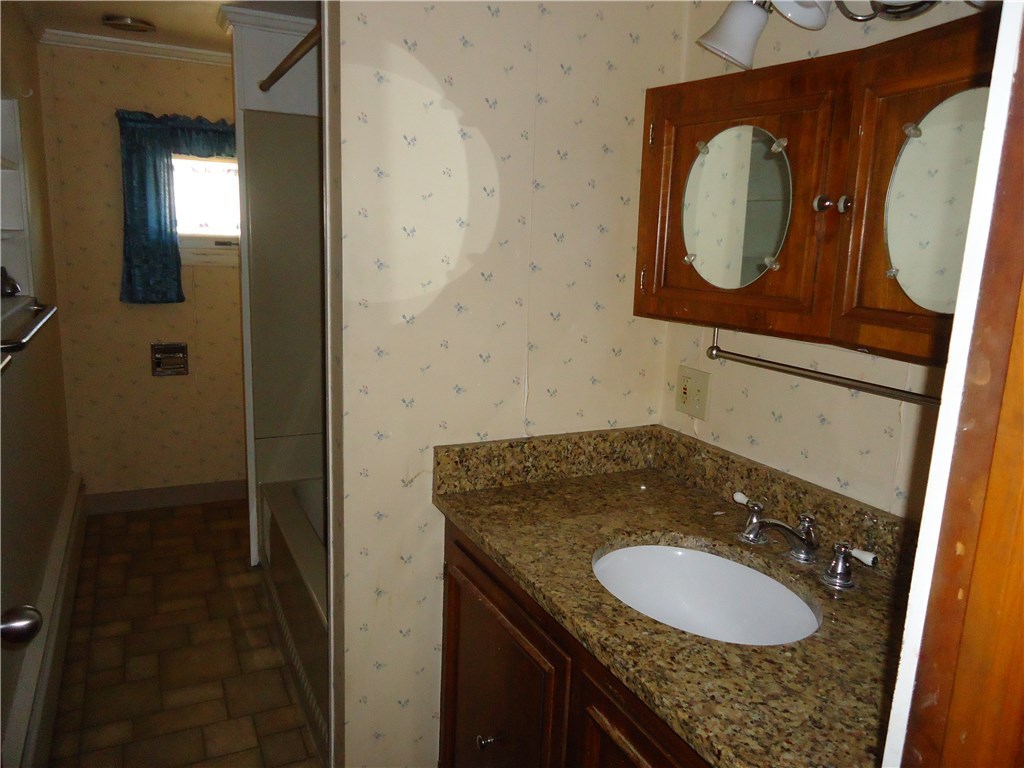 133 Read Avenue Coventry, RI 02816 - Photo 19 of 37 Gallery Image 19