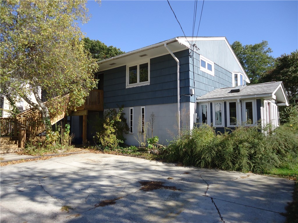 133 Read Avenue Coventry, RI 02816 - Photo 2 of 37 Gallery Image 2