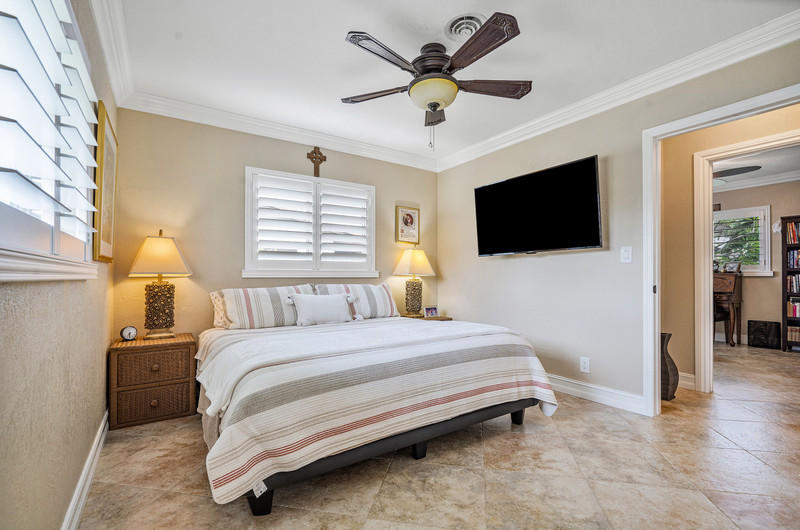 255 Northwest 6th Street Boca Raton, FL 33432 - Photo 12 of 27 255nw6master