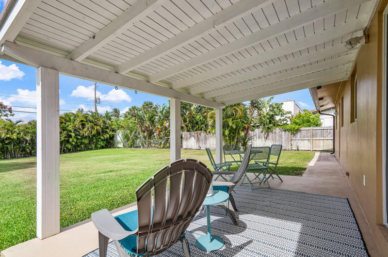 255 Northwest 6th Street Boca Raton, FL 33432 - Photo 19 of 27 255nw6patio3
