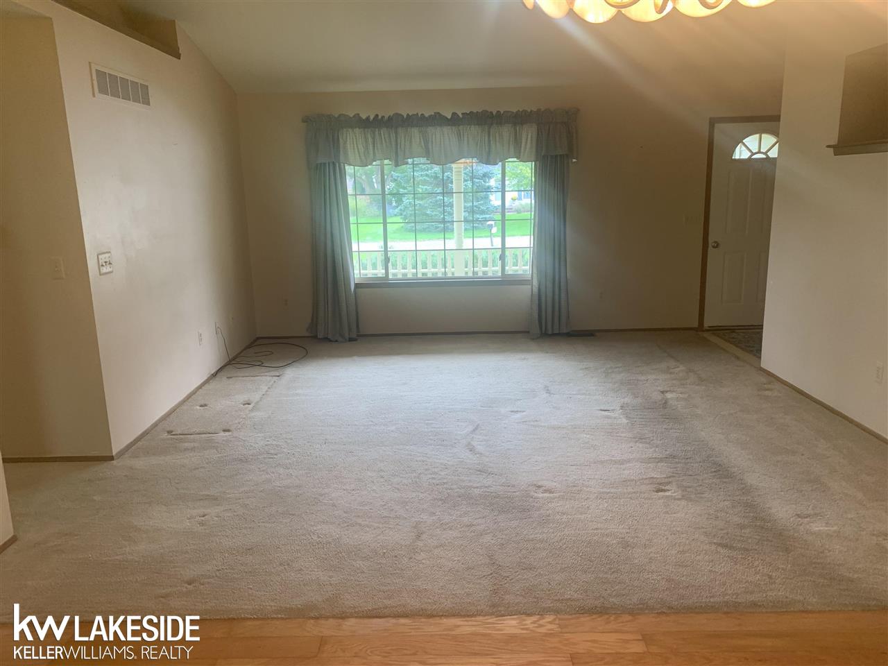 70475 Mellen Street Romeo, MI 48065 - Photo 8 of 39 50056825-7.JPG