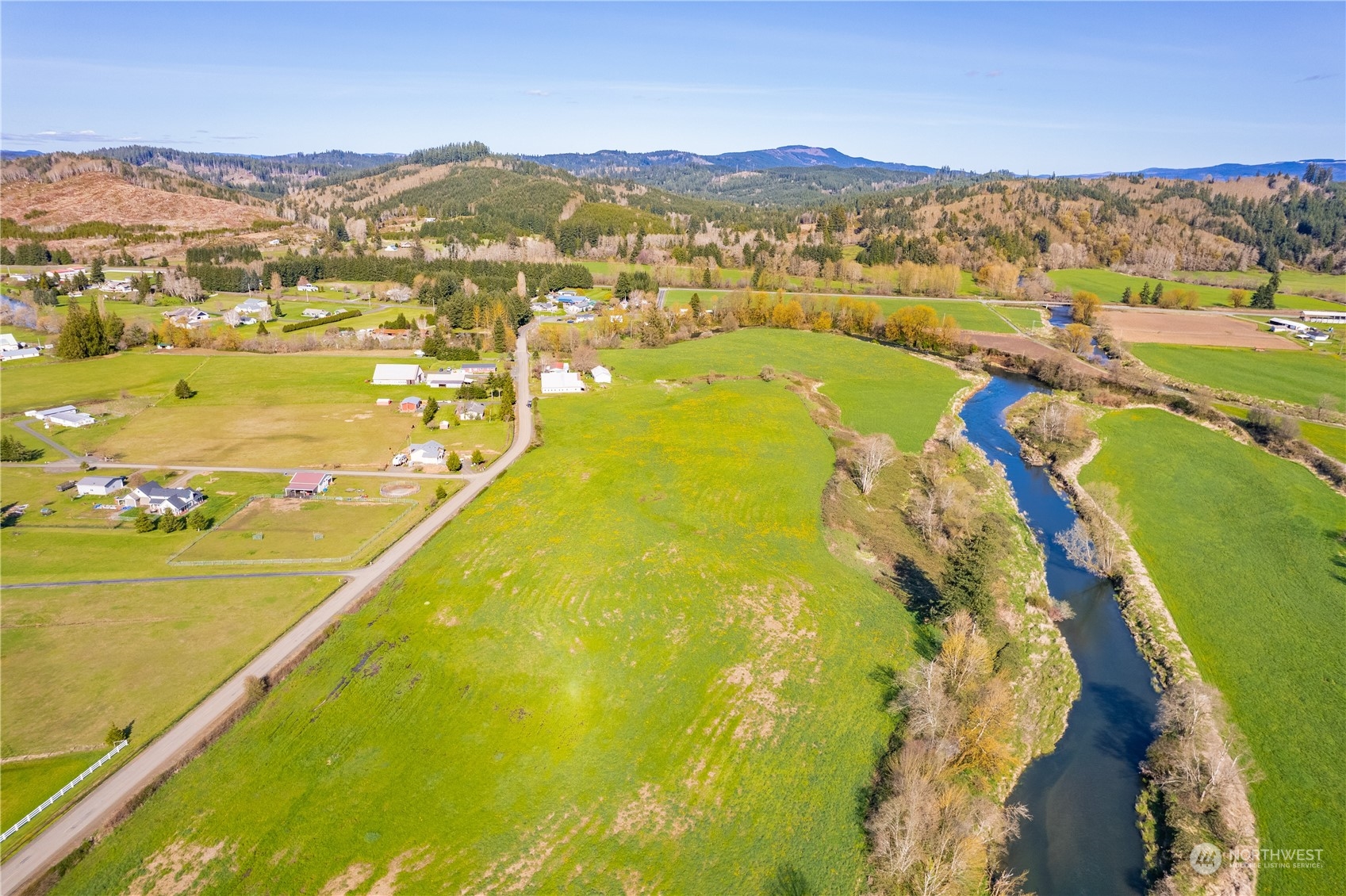 1 Oxbow Road Raymond, WA 98577 - Photo 2 of 4 Gallery Image 2