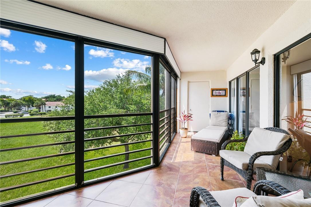 5701 Camino Del Sol, Unit 405 Boca Raton, FL 33433 - Photo 19 of 24 Photo 19