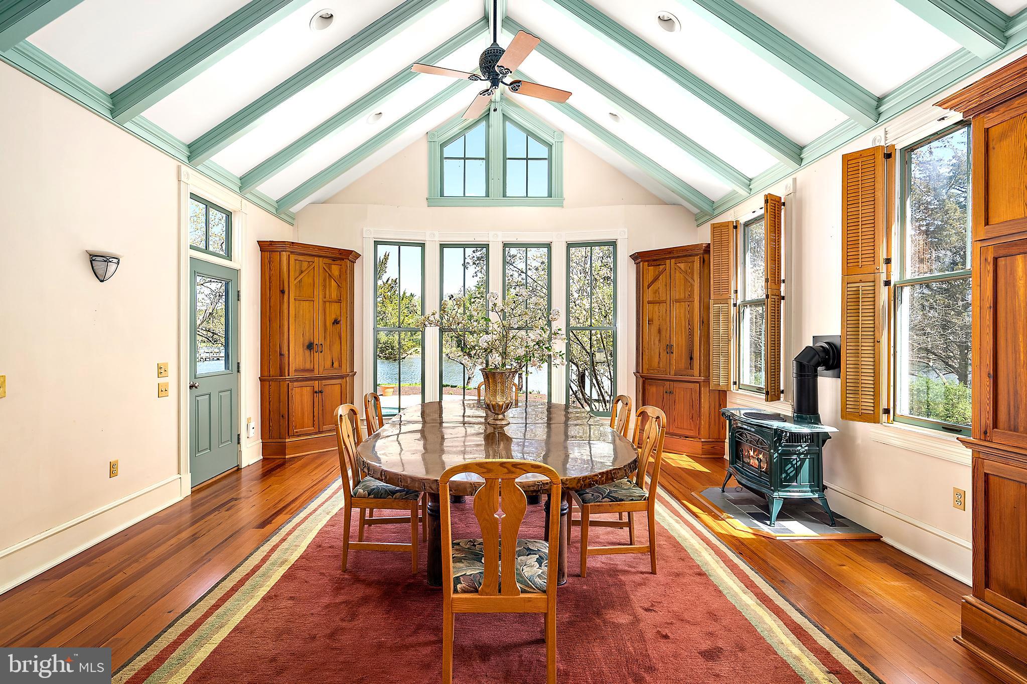 26090 Royal Oak Road Easton, MD 21601 - Photo 18 of 74 Waterside dining room