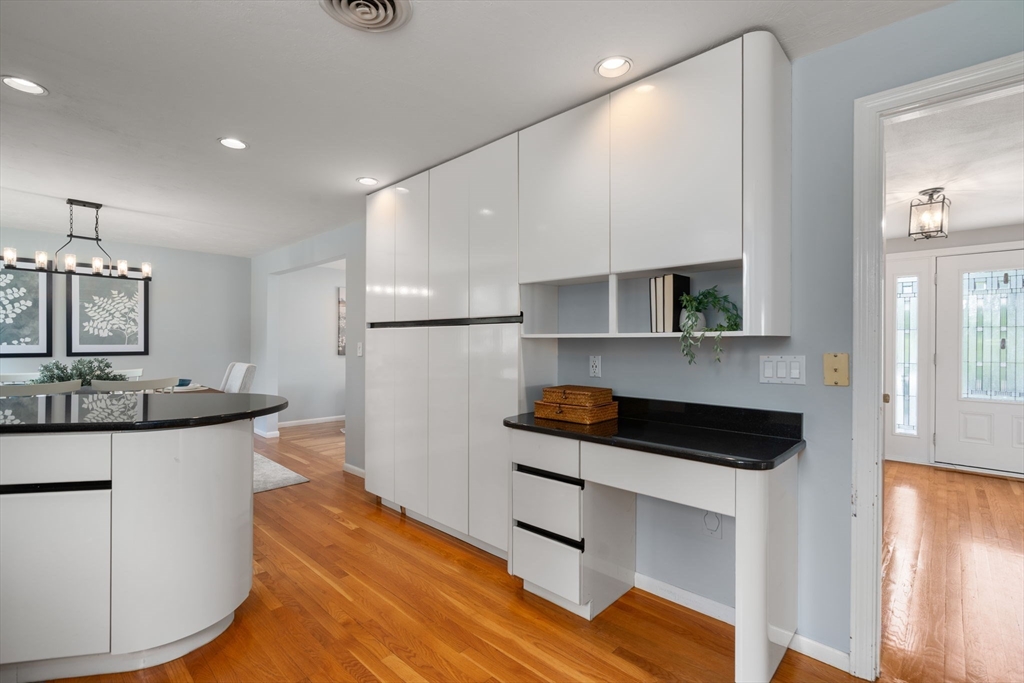 11 Fox Hill Road Framingham, MA 01701 - Photo 11 of 42