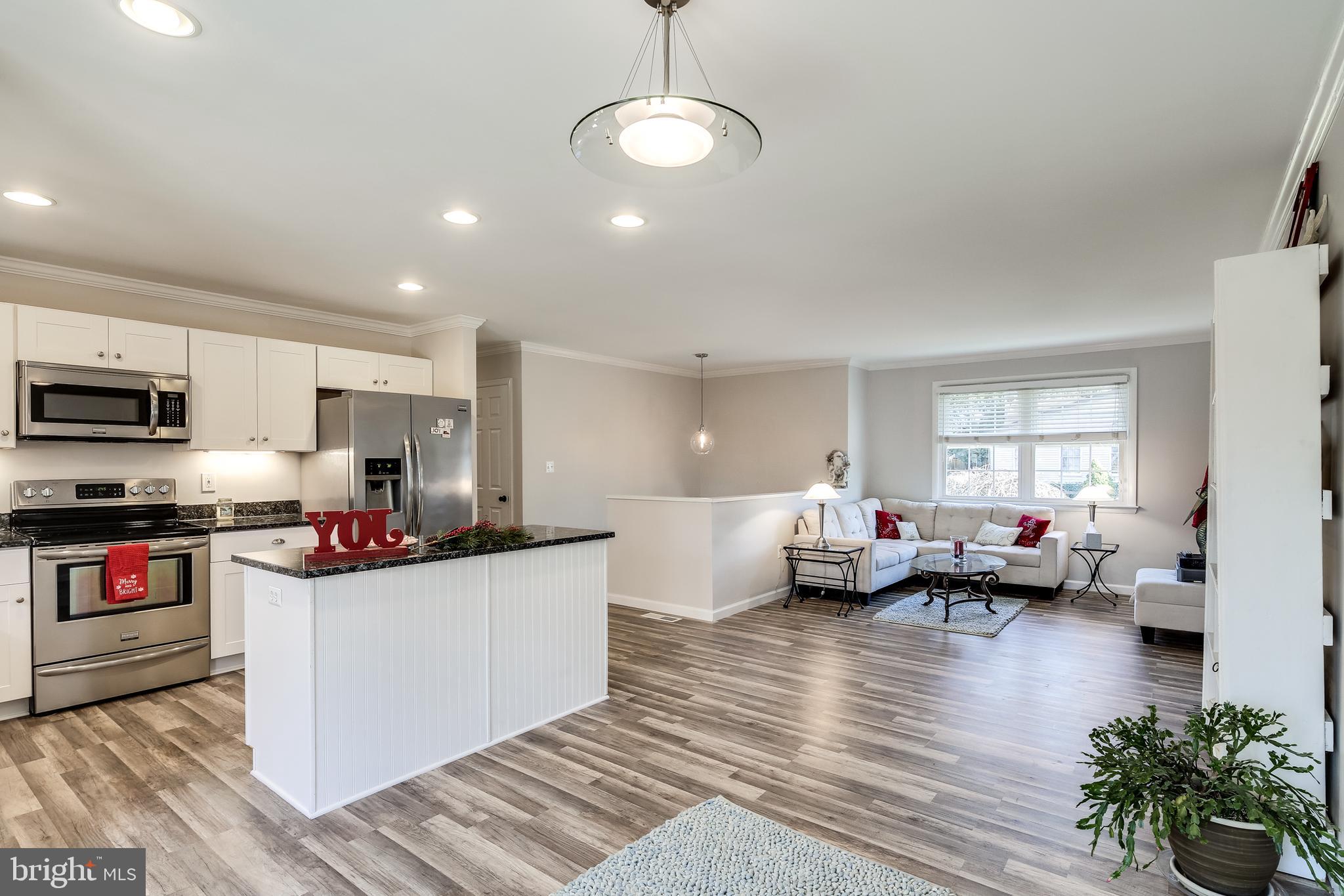 7828 Elizabeth Road Pasadena, MD 21122 - Photo 11 of 41 KITCHEN