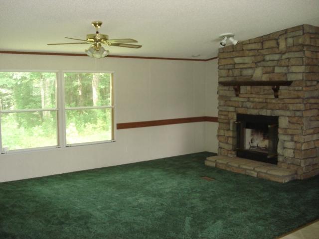 175 Rochelle Phillips Lane Huntsville, TN 37756 - Photo 7 of 15 DSC02107