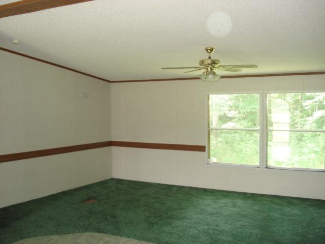 175 Rochelle Phillips Lane Huntsville, TN 37756 - Photo 8 of 15 DSC02108