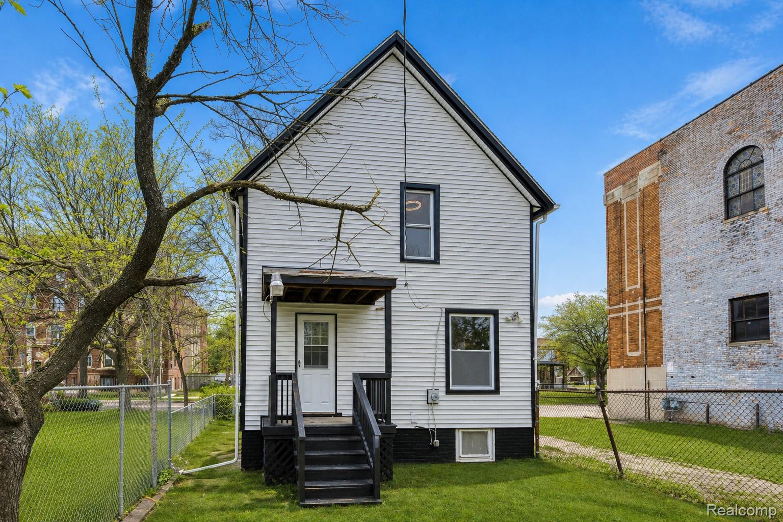 430 Holbrook Detroit, MI 48202 - Photo 27 of 31 Image 31 - Holbrok .jpg
