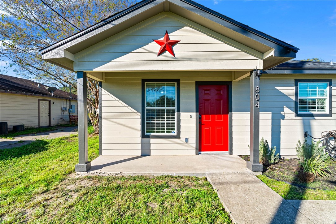 804 Ave B Street Sinton, TX 78387 - Photo 1 of 40 a view of a house with yard