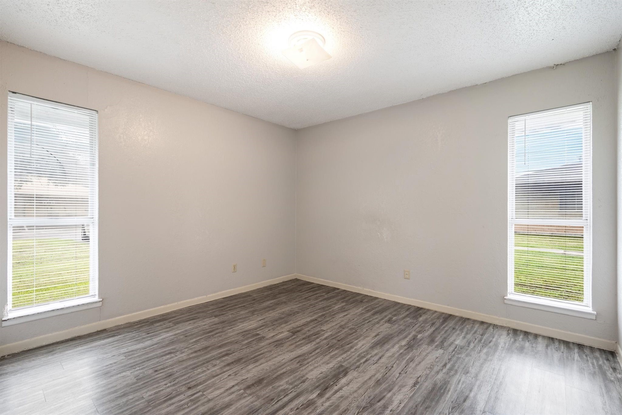 175 Loop 265 Rosebud, TX 76570 - Photo 9 of 17