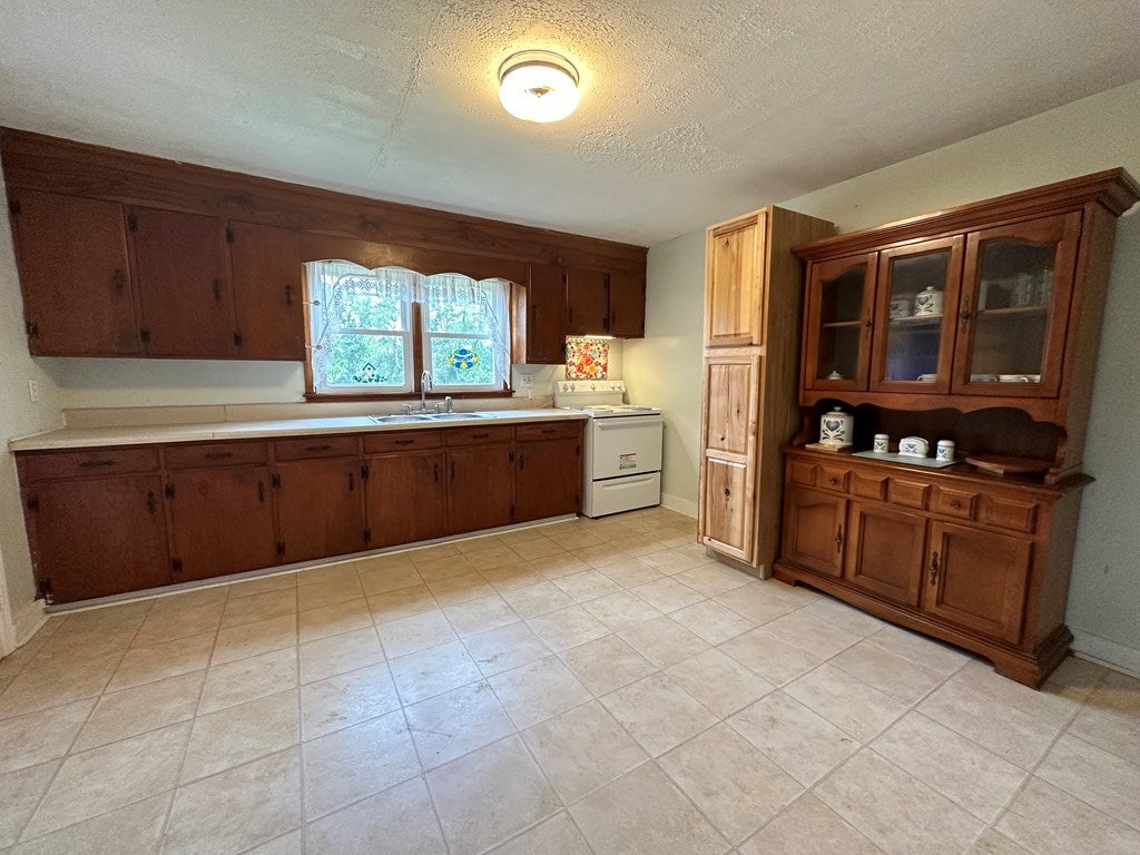 2825 West Ridge Road Wytheville, VA 24382 - Photo 11 of 23 Gallery Image 11