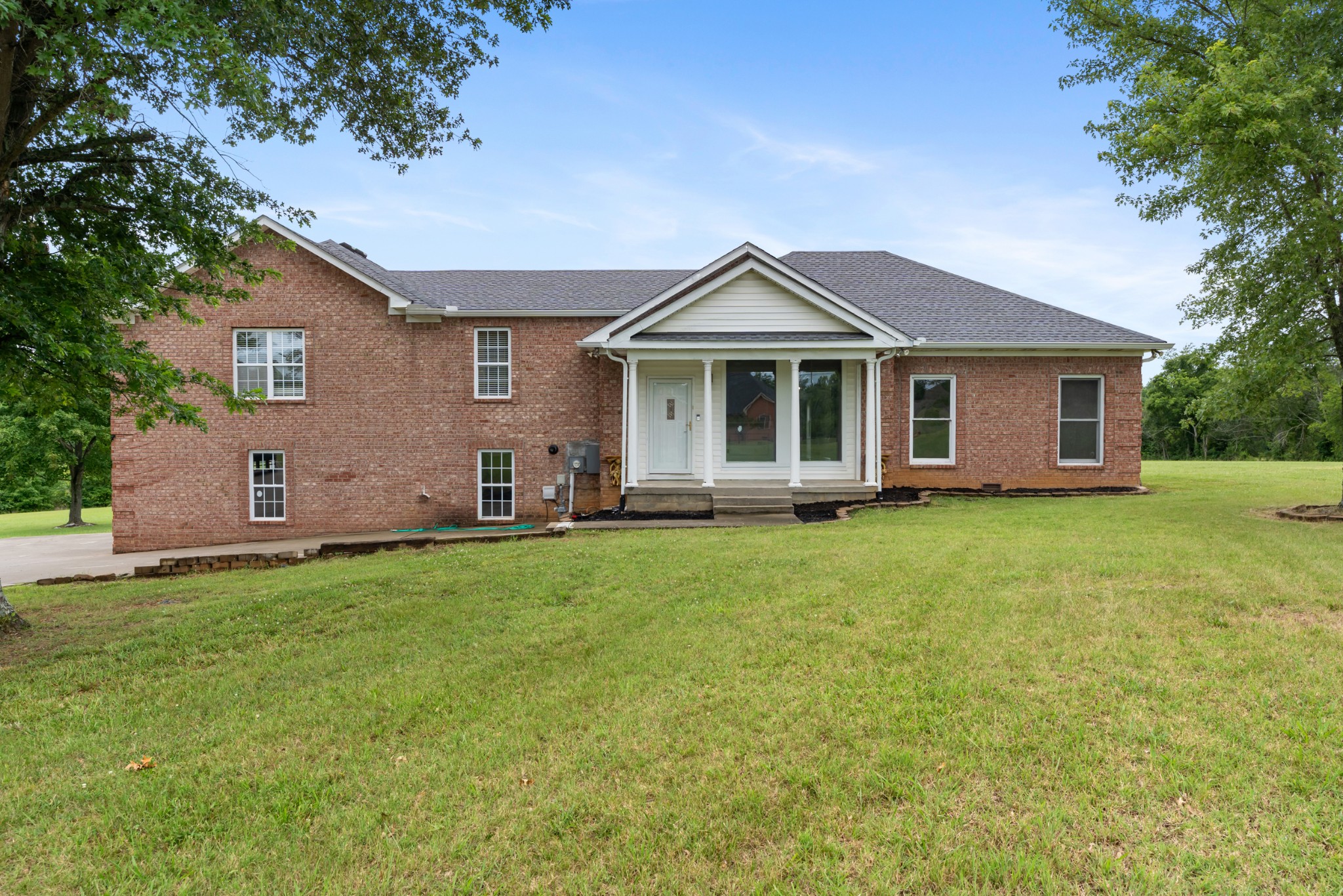 4602 Washington Road Springfield, TN 37172 - Photo 53 of 63 a front view of house with yard and green space