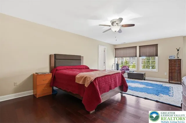 $515,000 | 942 Greenhouse Drive, Unit 5B, Bethlehem, PA 18017