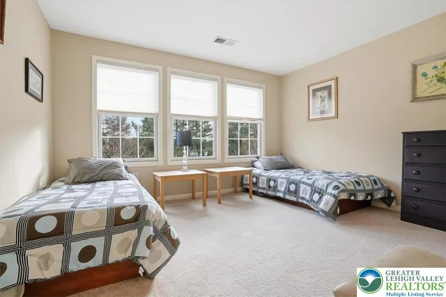 $515,000 | 942 Greenhouse Drive, Unit 5B, Bethlehem, PA 18017