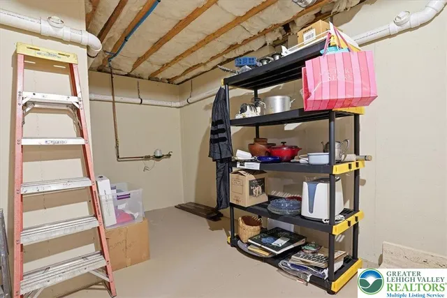 $515,000 | 942 Greenhouse Drive, Unit 5B, Bethlehem, PA 18017