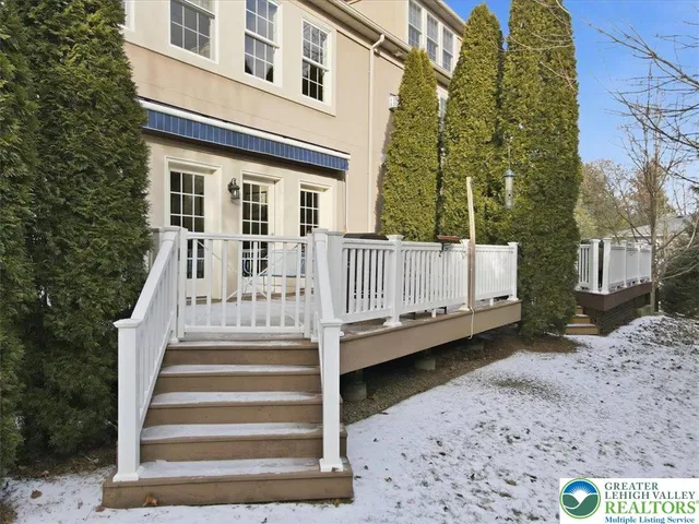 $515,000 | 942 Greenhouse Drive, Unit 5B, Bethlehem, PA 18017