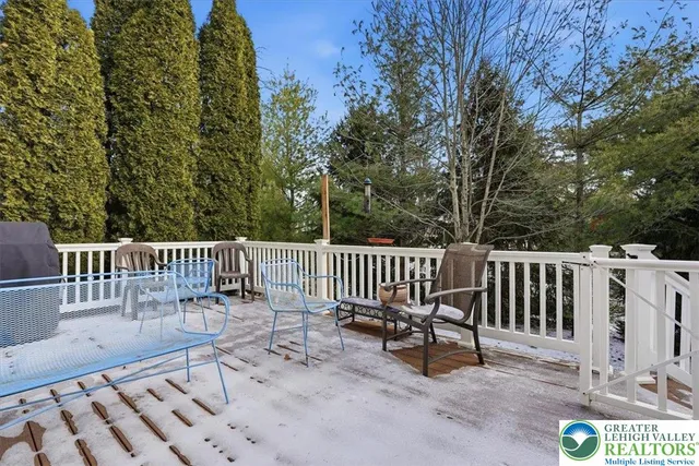 $515,000 | 942 Greenhouse Drive, Unit 5B, Bethlehem, PA 18017