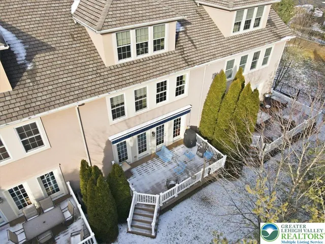 $515,000 | 942 Greenhouse Drive, Unit 5B, Bethlehem, PA 18017