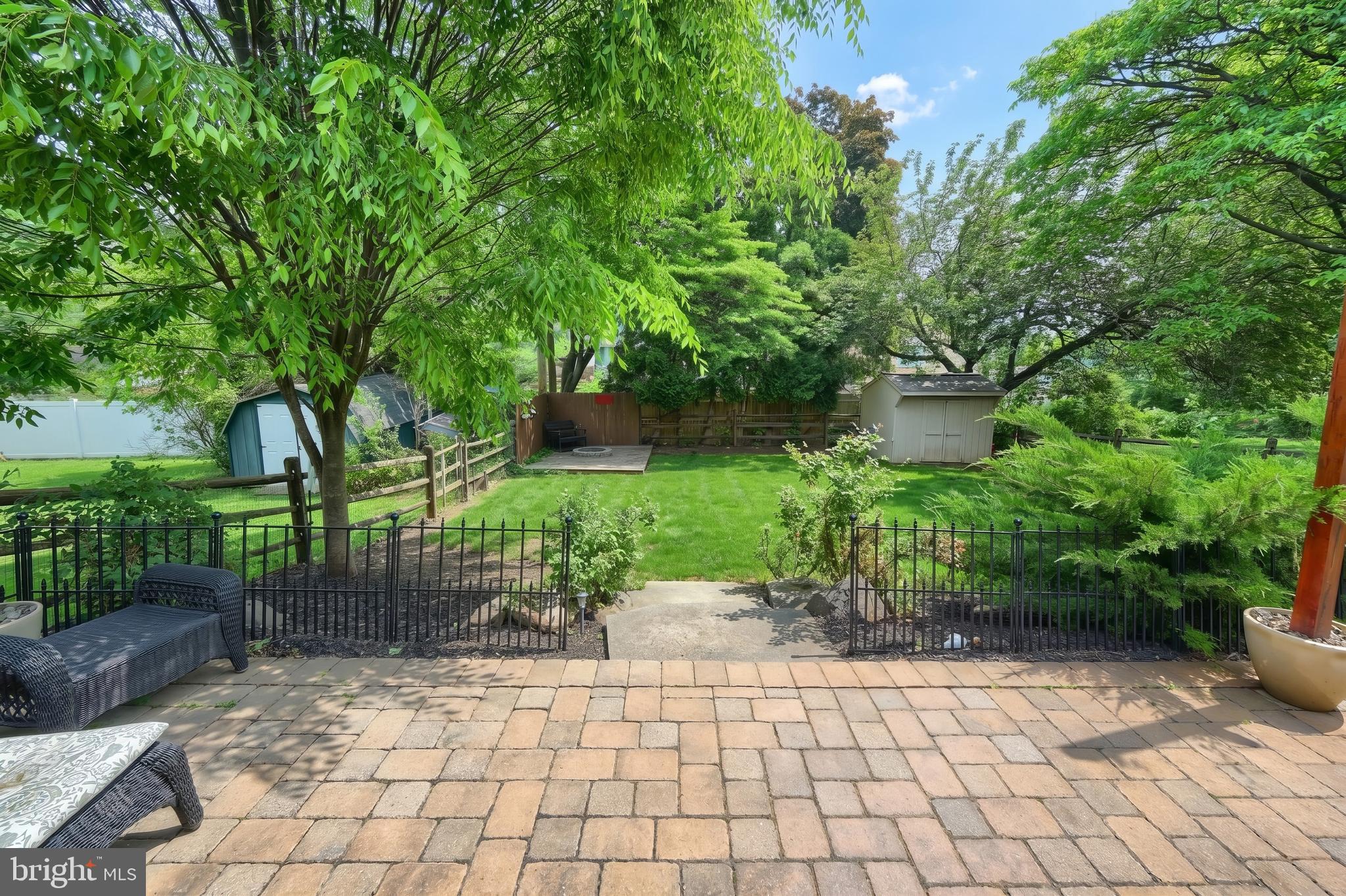 831 Rathton Road York, PA 17403 - Photo 4 of 34