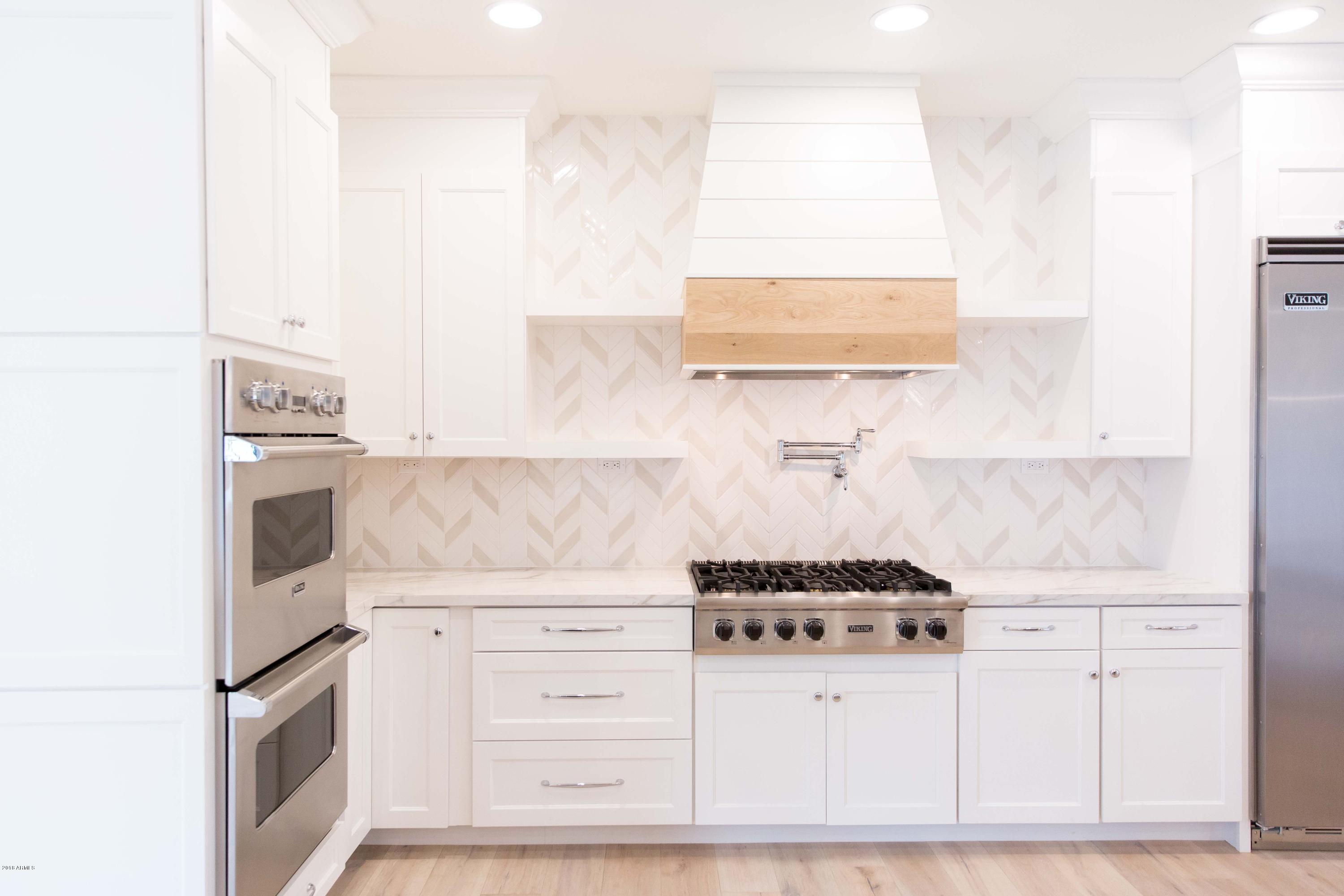 409 East Lamar Road Phoenix, AZ 85012 - Photo 20 of 83 409 E. Lamar | Round Lens PhotographyJ