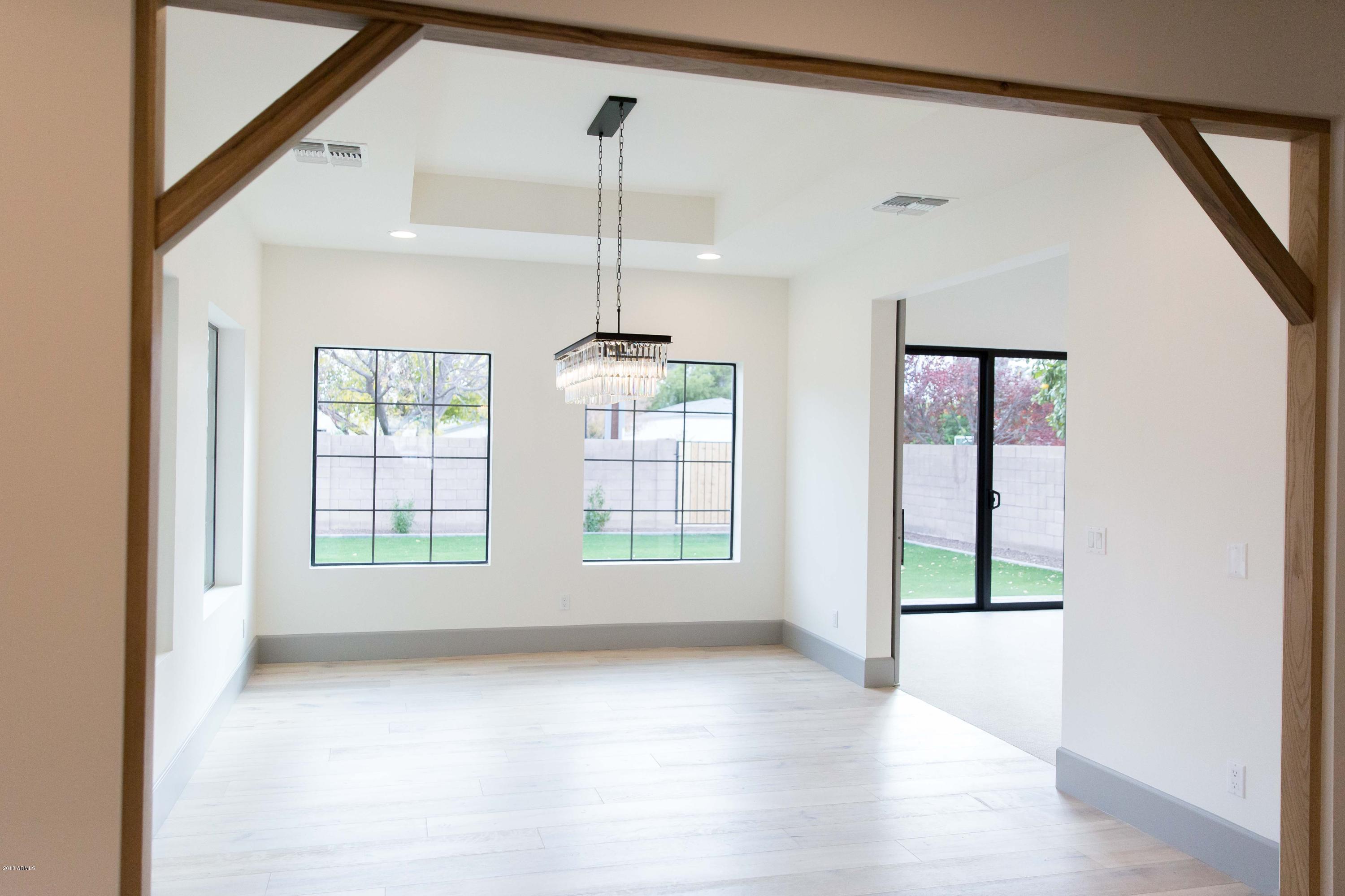 409 East Lamar Road Phoenix, AZ 85012 - Photo 31 of 83 409 E. Lamar | Round Lens PhotographyJ
