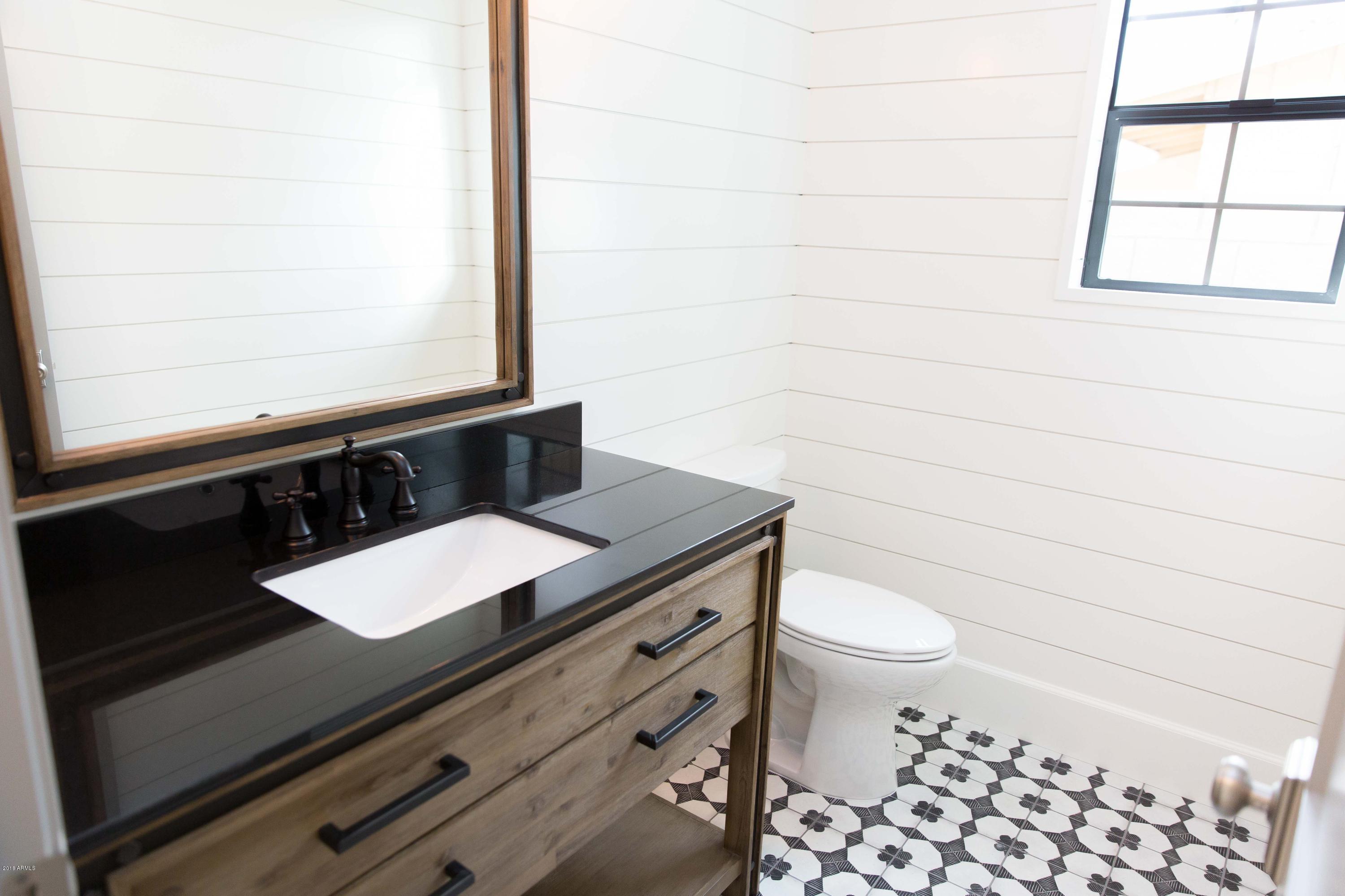409 East Lamar Road Phoenix, AZ 85012 - Photo 38 of 83 409 E. Lamar | Round Lens PhotographyJ