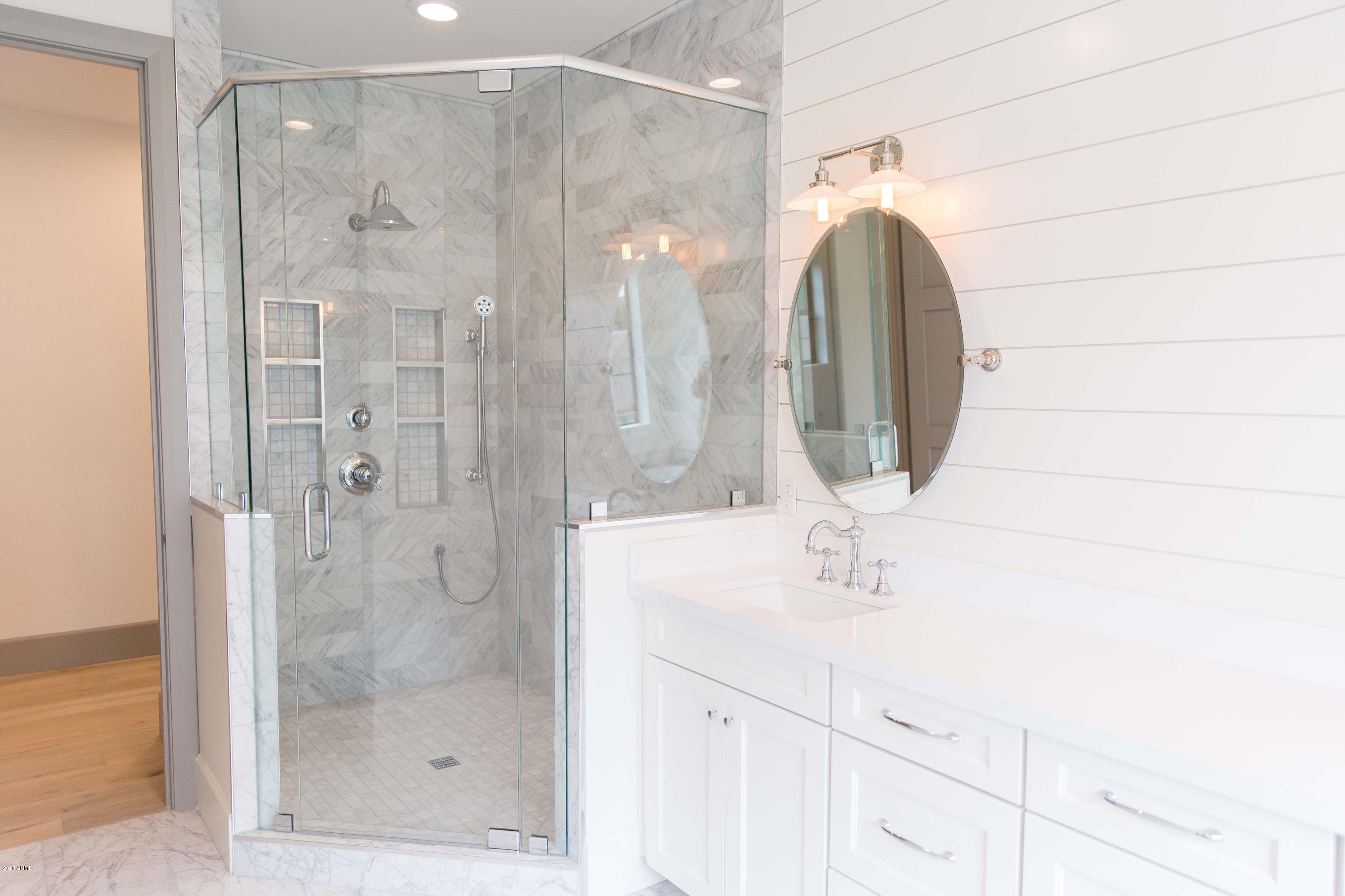 409 East Lamar Road Phoenix, AZ 85012 - Photo 49 of 83 409 E. Lamar | Round Lens PhotographyJ
