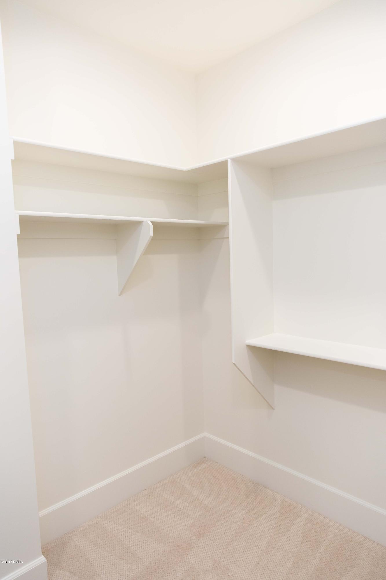 409 East Lamar Road Phoenix, AZ 85012 - Photo 54 of 83 409 E. Lamar | Round Lens PhotographyJ