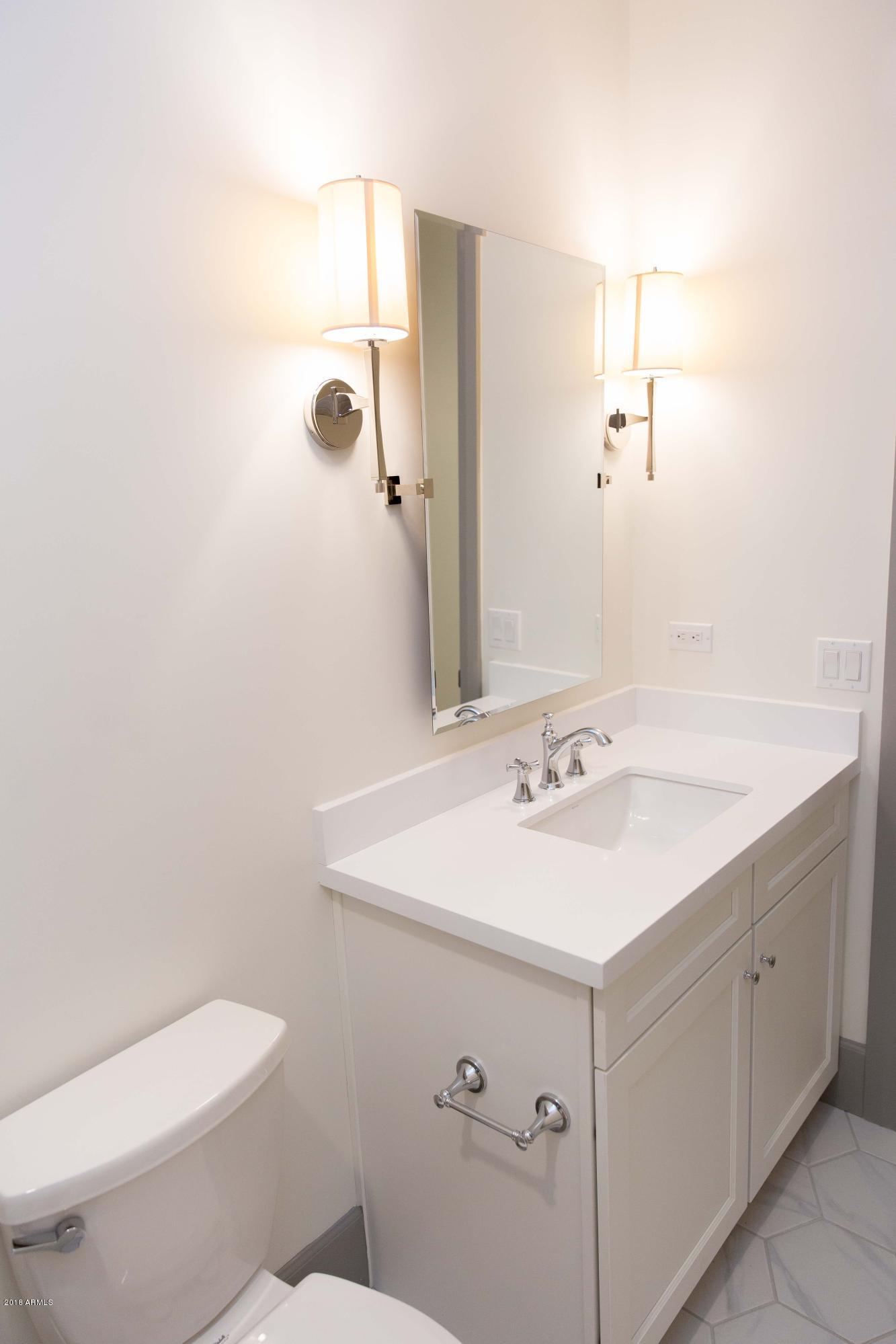 409 East Lamar Road Phoenix, AZ 85012 - Photo 56 of 83 409 E. Lamar | Round Lens PhotographyJ
