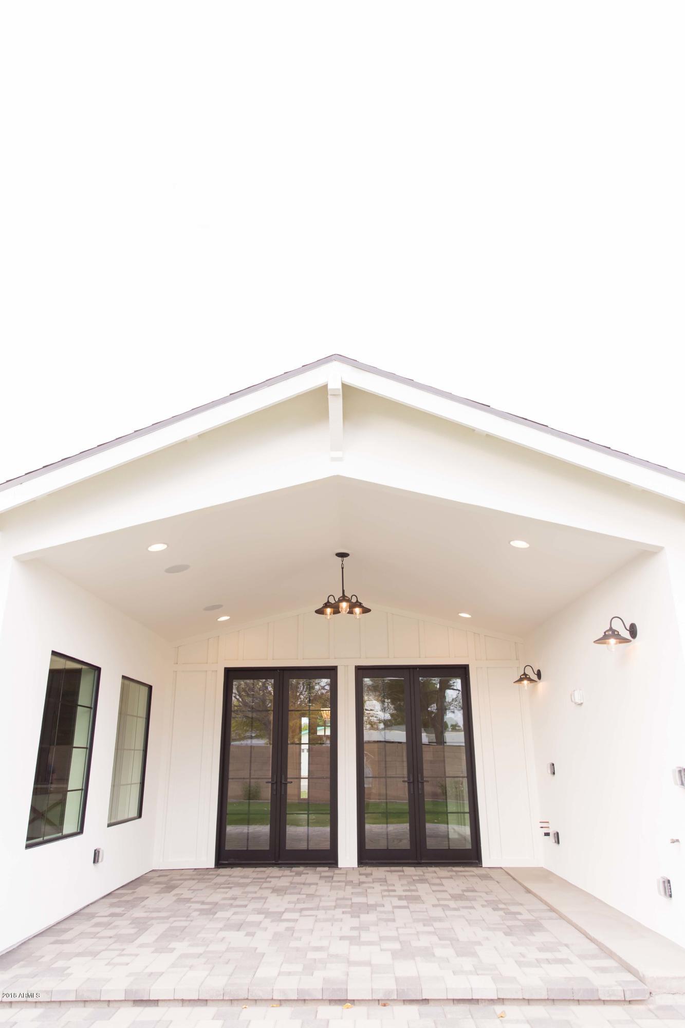 409 East Lamar Road Phoenix, AZ 85012 - Photo 75 of 83 409 E. Lamar | Round Lens PhotographyJ