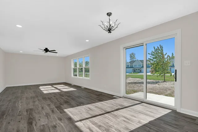 $489,000 | 903 Springhill Drive, Coal City, IL 60416