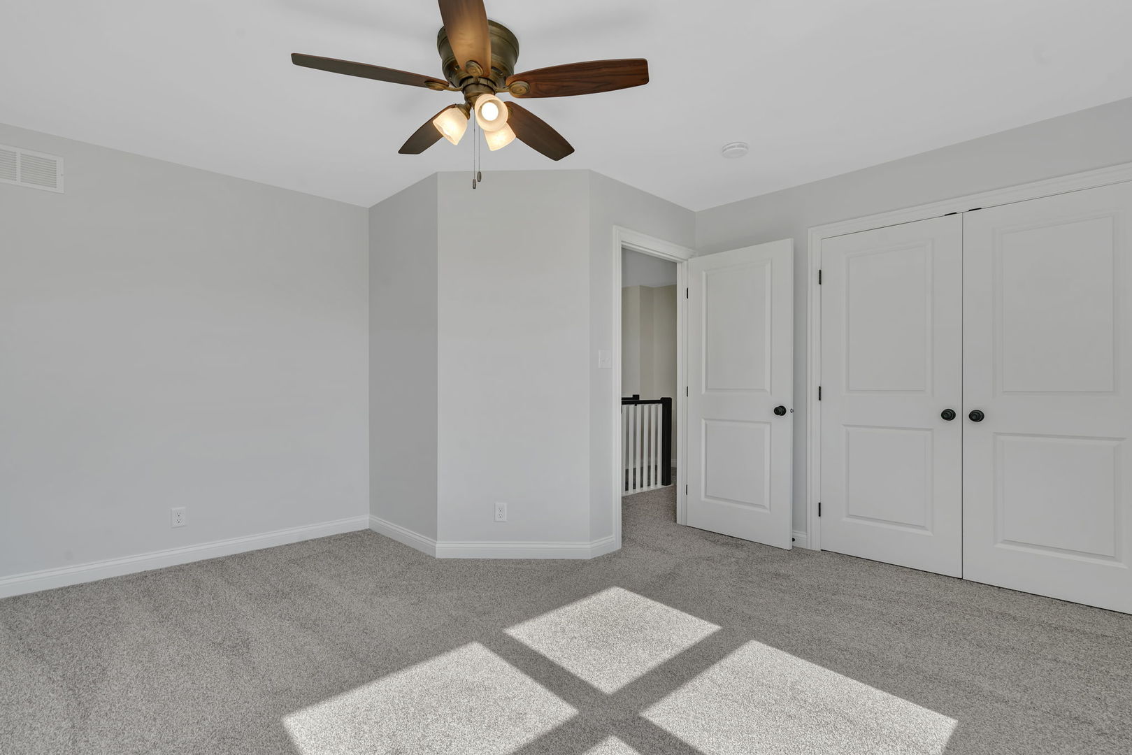 903 Springhill Drive Coal City, IL 60416 - Photo 20 of 37 a view of a livingroom with a ceiling fan