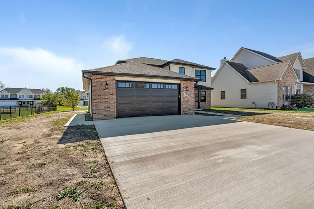 $489,000 | 903 Springhill Drive, Coal City, IL 60416