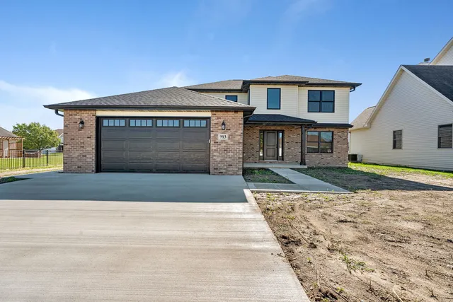 $489,000 | 903 Springhill Drive, Coal City, IL 60416