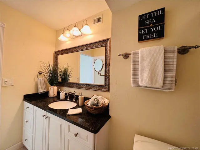 $4,500 | 9900 South Ocean Drive, Unit 810, Jensen Beach, FL 34957