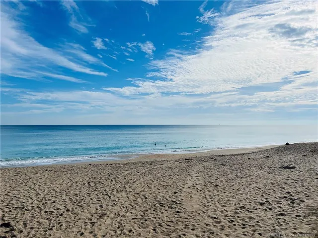 $4,500 | 9900 South Ocean Drive, Unit 810, Jensen Beach, FL 34957